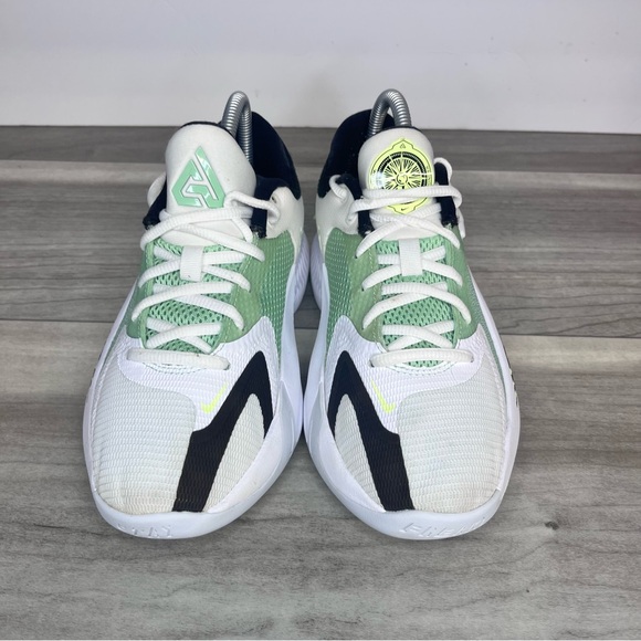 Nike Zoom Freak 4 Greek Coastline Shoes Kids 5Y DQ0553-100 Basketball Hoops - Picture 4 of 8